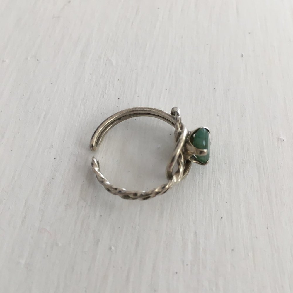 Sterling Silver Adjustable Ring With Raw Emerald. - image 4